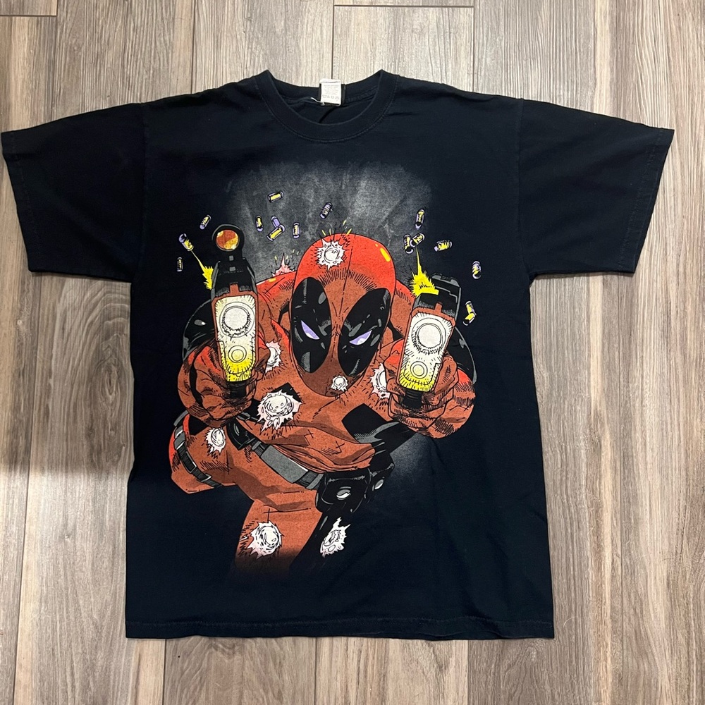 Vintage Y2K Deadpool Marvel Comic Mad Engine Black Medium T-Shirt Great